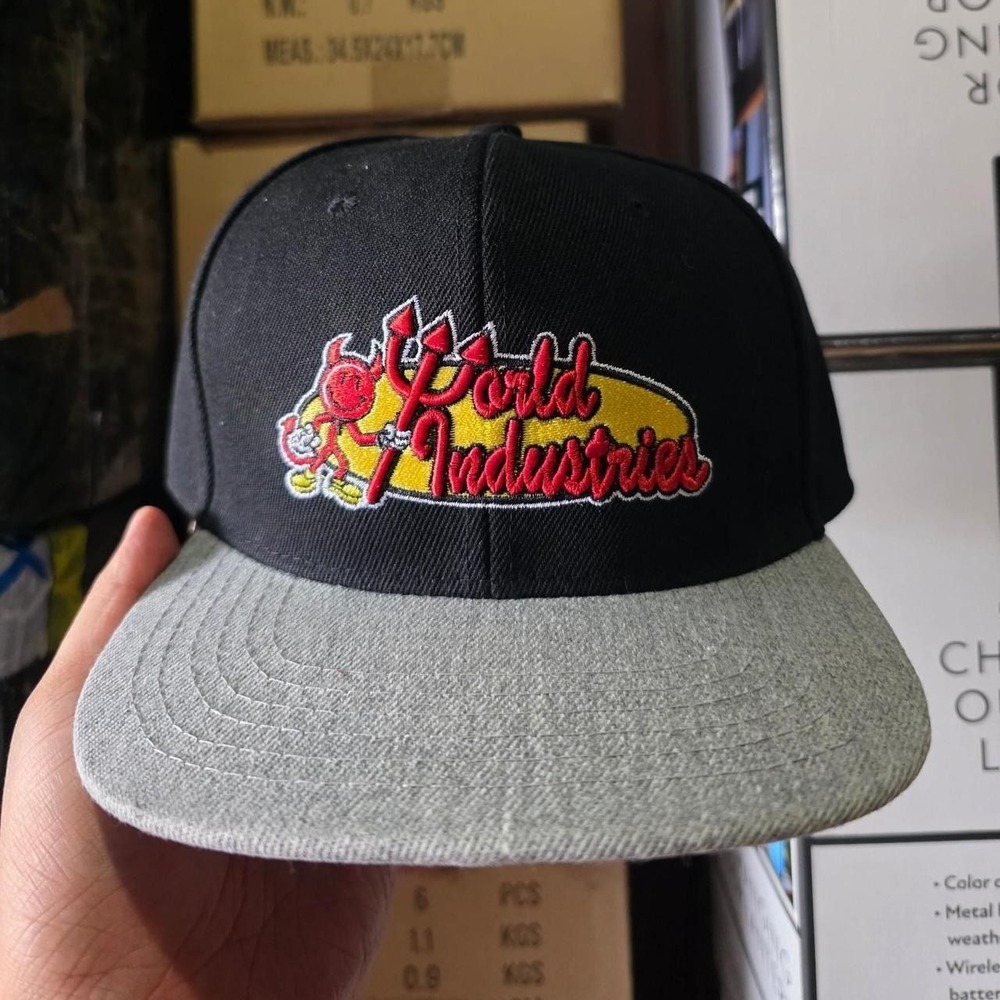World Industries Willy Flameboy Skateboard Snapback Hat Cap Black/Grey